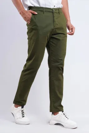 Classic Fit Chinos