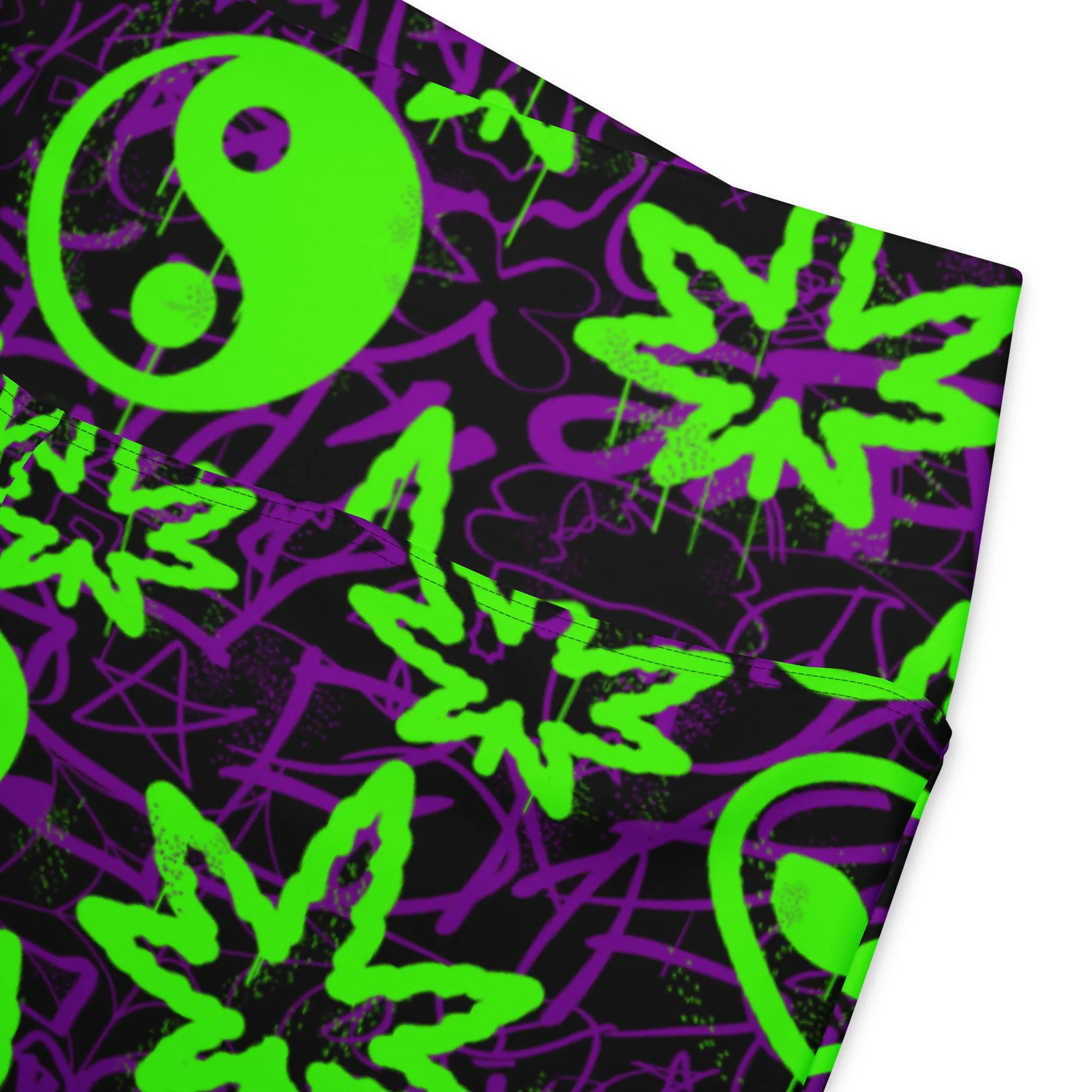 Ganja Graffiti Flare Leggings