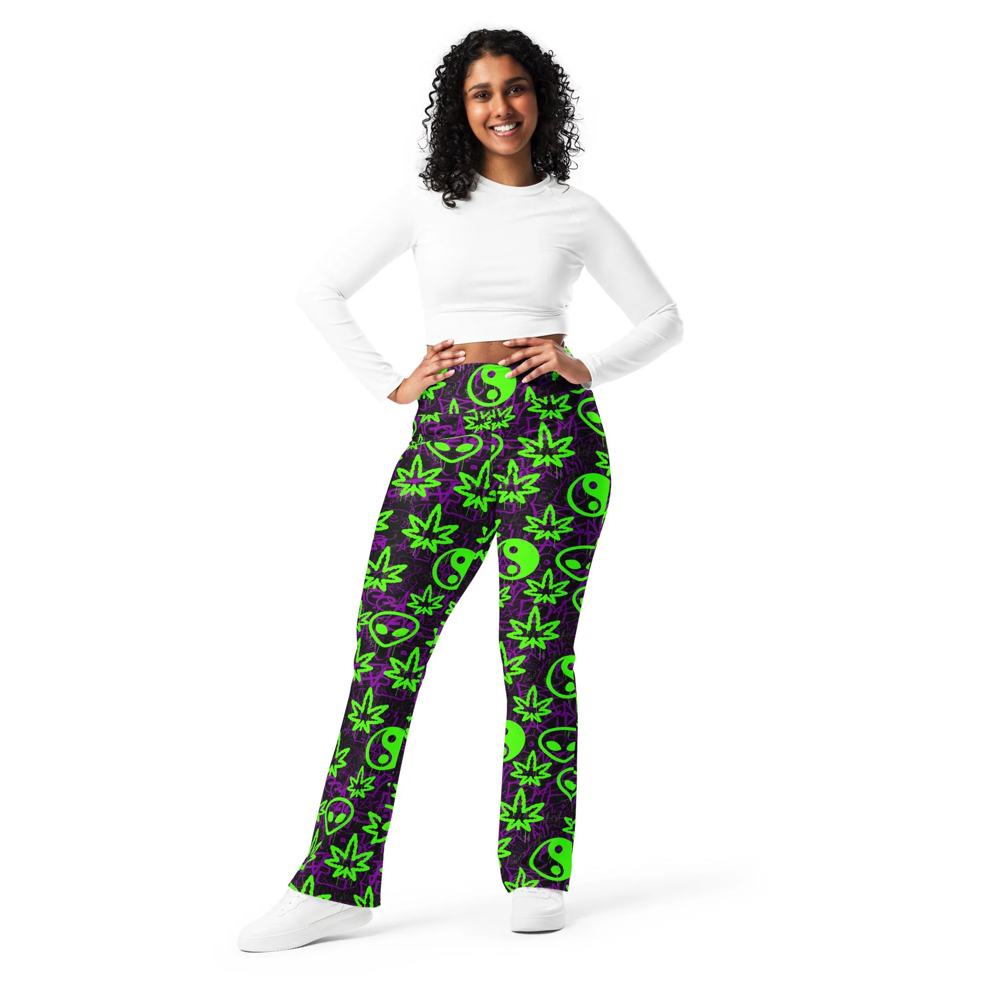 Ganja Graffiti Flare Leggings