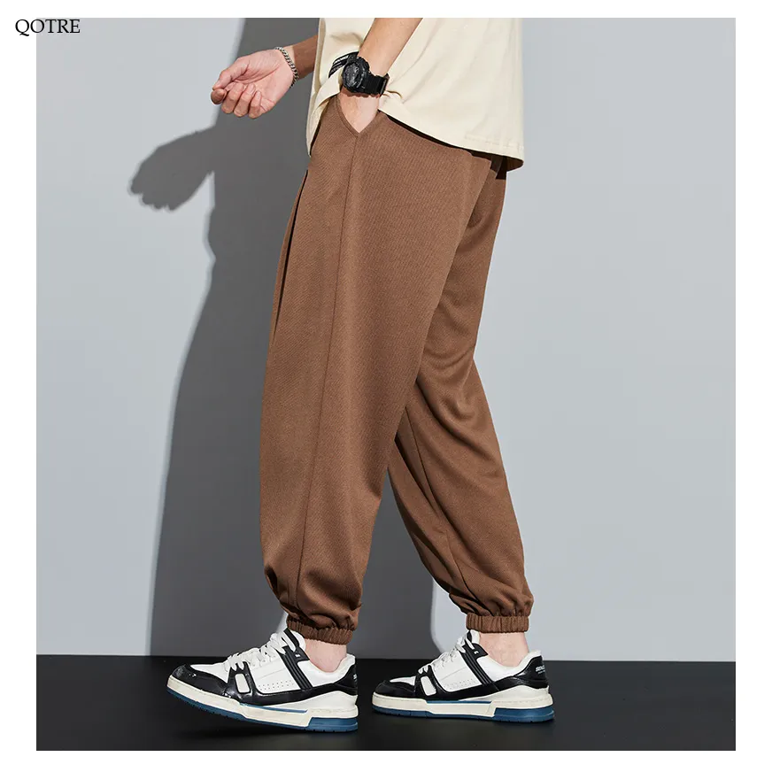 Knitted Solid Color Casual Tapered Loose Fit Sweatpant