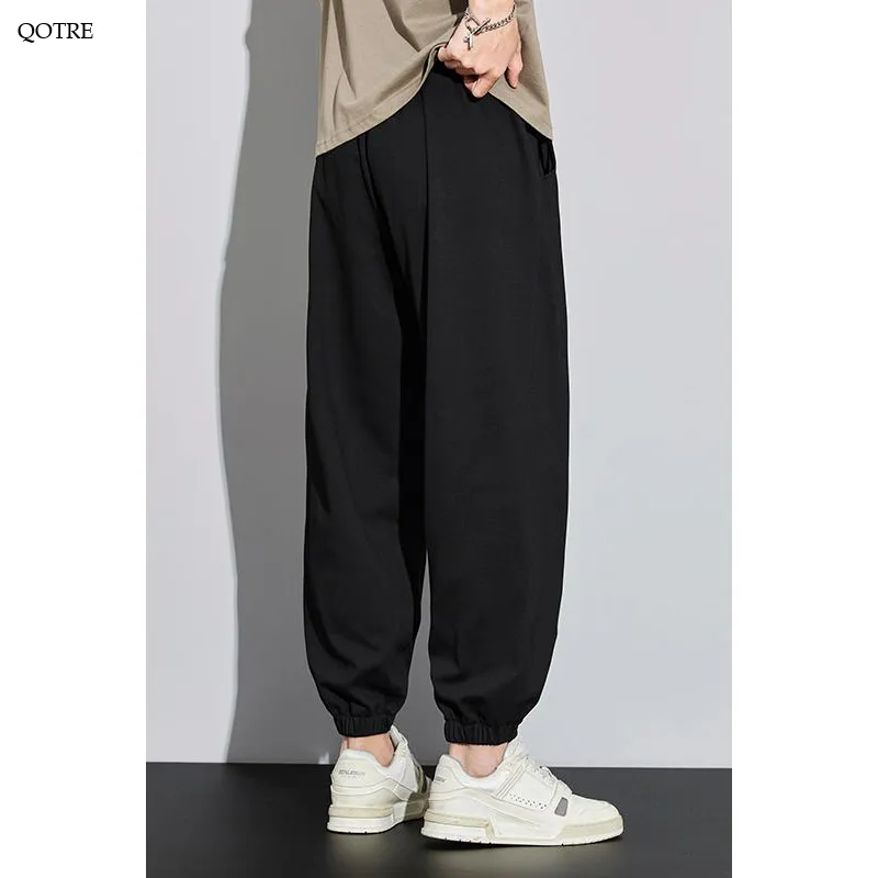 Knitted Solid Color Casual Tapered Loose Fit Sweatpant