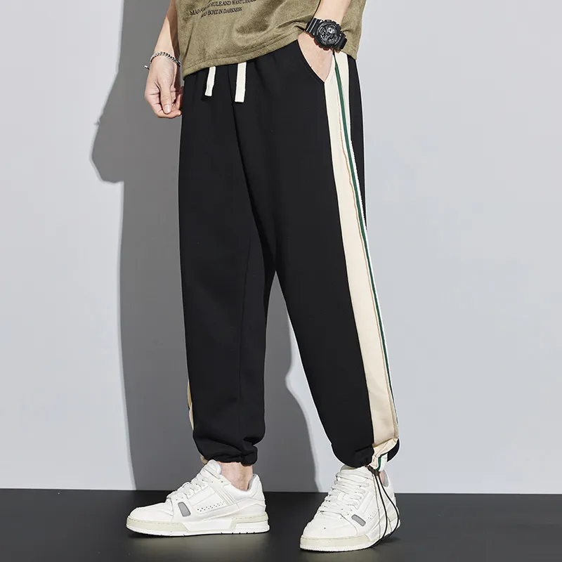 Knitted Sports Drawstring Tapered Wide-Leg Sweatpant