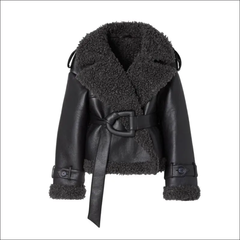 Winter Jacket with Plush Fur Collar for the Discerning Woman