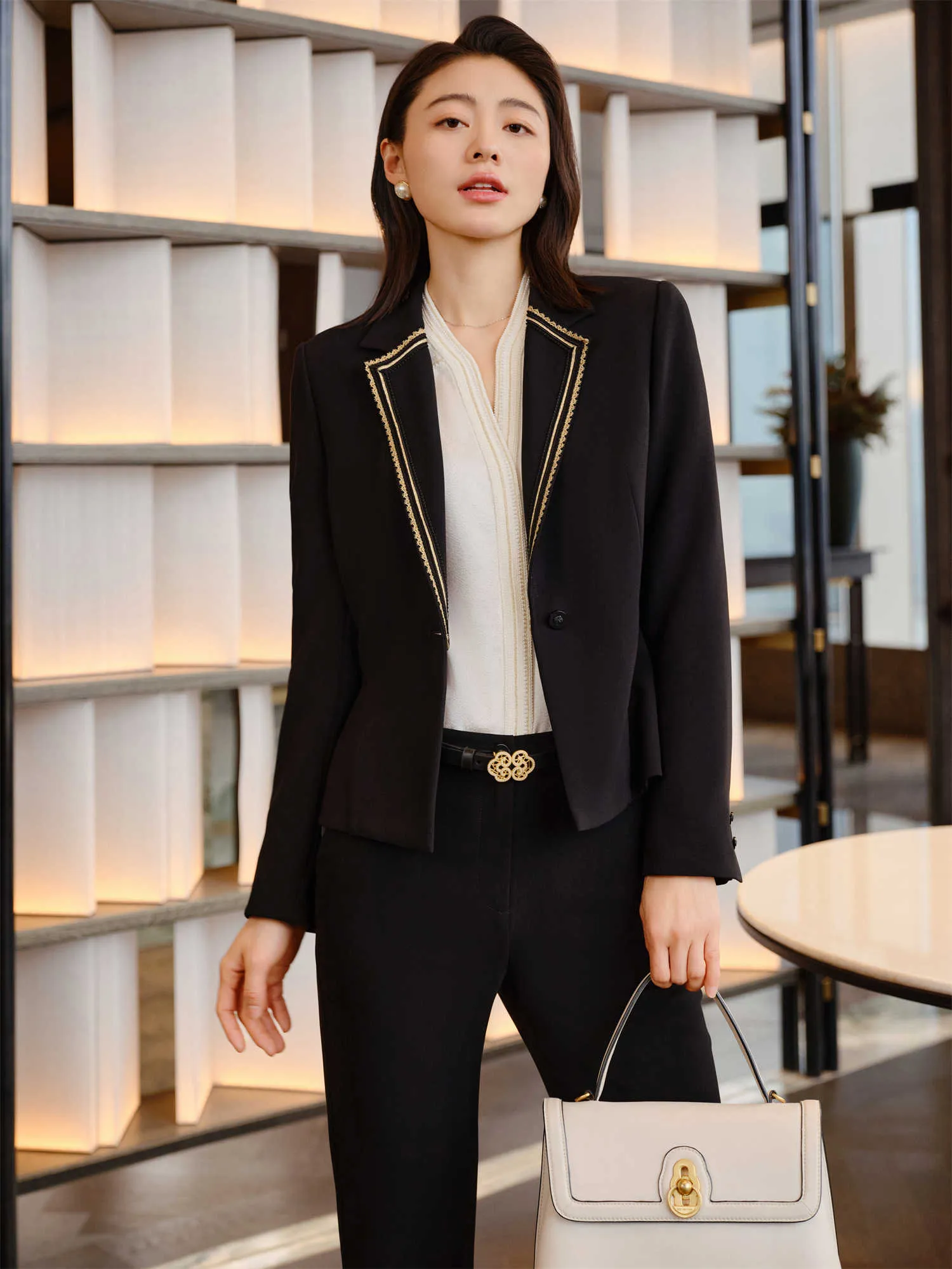 YAYING Triacetate Waist-tailored Suit Jacket