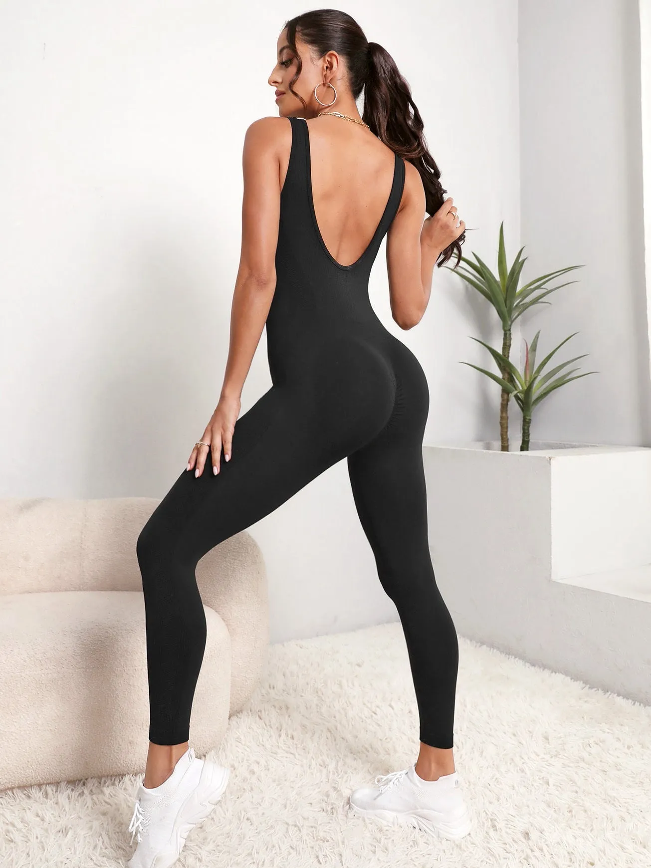 ZASUWA Female Beauty Back Scrunch Bum Jumpsuit